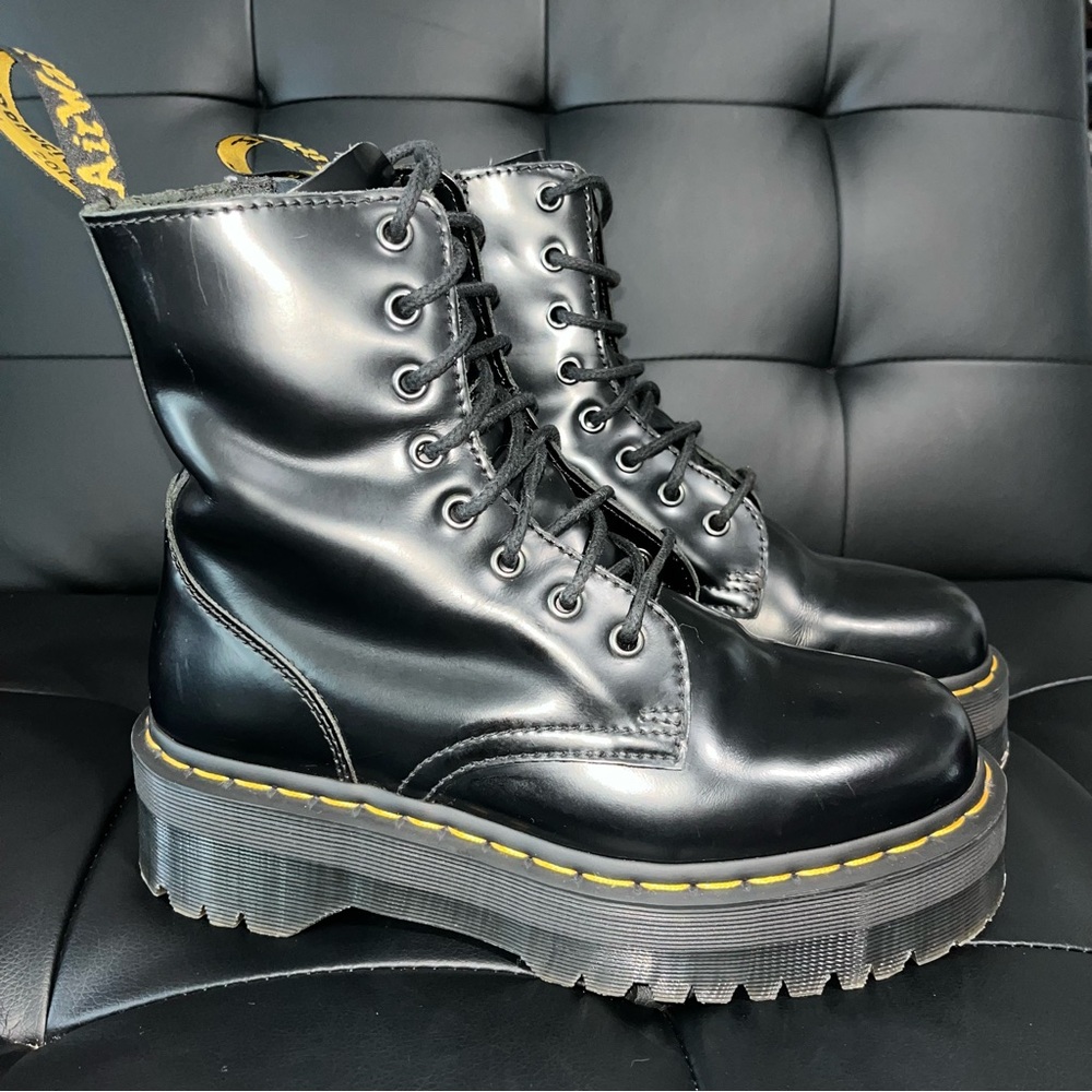 Dr. Marten Jadon Platform Boots! Size 8W